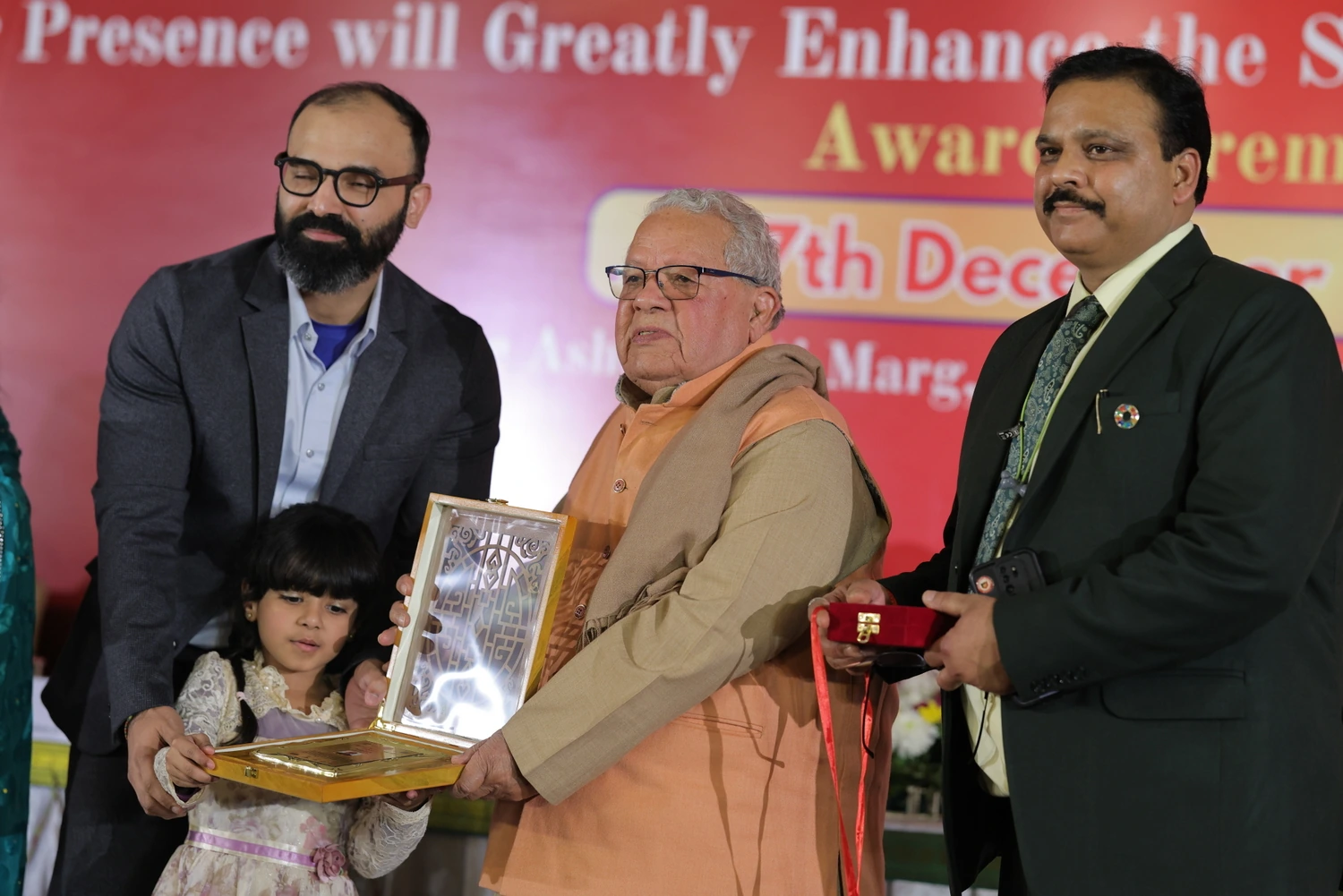 Another photograph from the Bharat Gaurav Padam Shri Sammaan ceremony. (I was unable to come myself due to illness.)