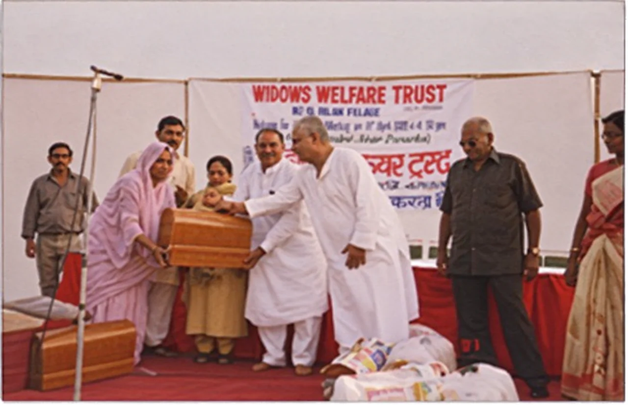 With Special People — photograph 4