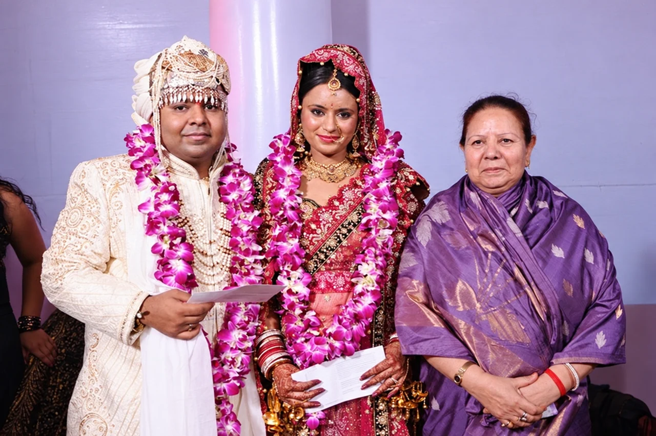 With Special People — photograph 12